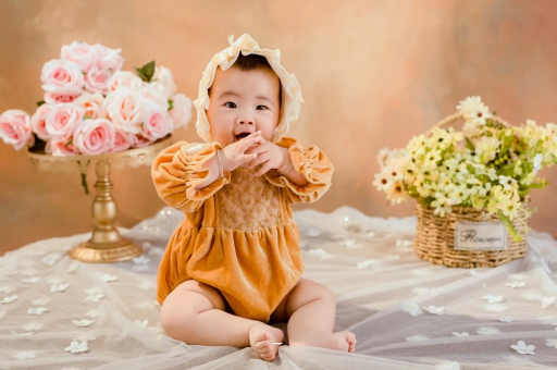 嘉鱼宝宝多大认识妈妈